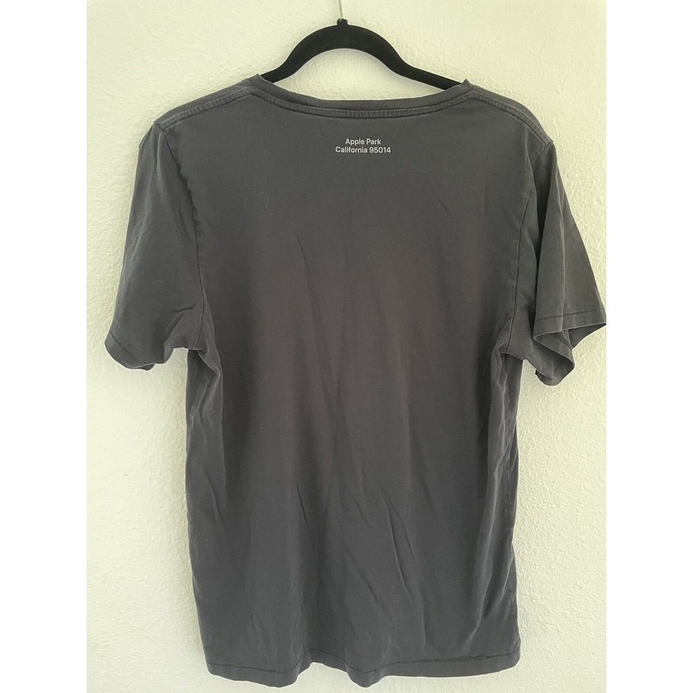 Apple Park T Shirt California 95014 Infinite Loop Rainbow Ring Women's Size M - Picture 7 of 7